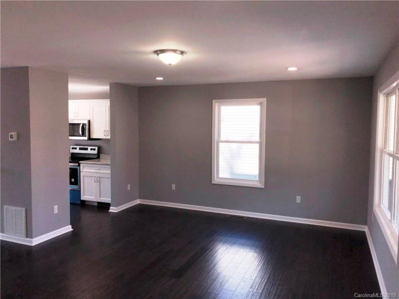 Property image 4 at 11 Kent Street, Asheville, NC 28803