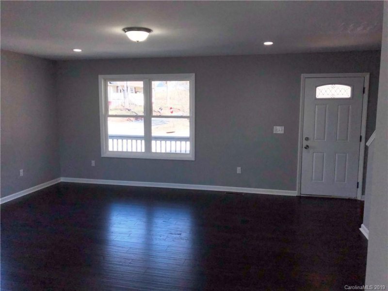 Property image 5 at 11 Kent Street, Asheville, NC 28803