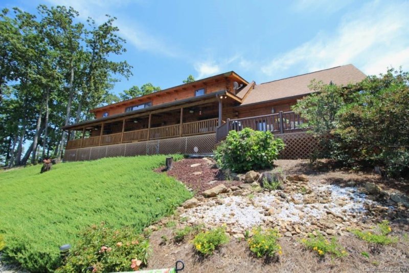 Property image 3 at 2906 North Face Drive, Valdese, NC 28690