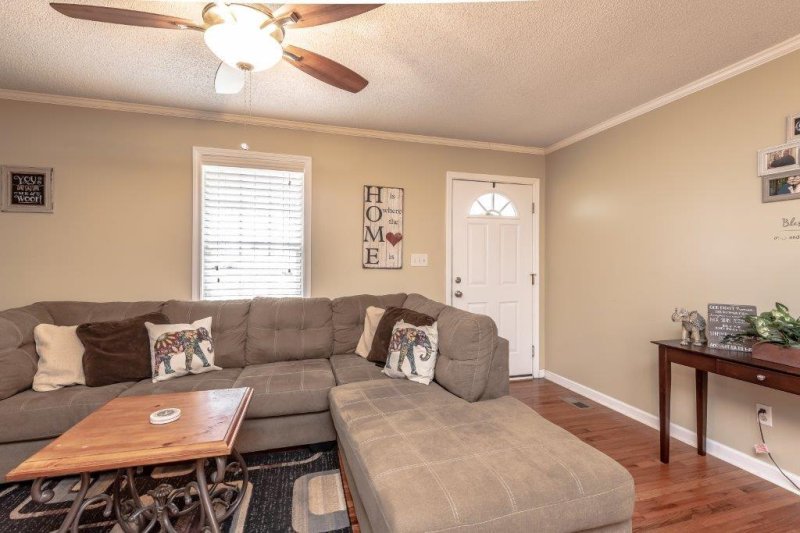 Property image 4 at 5071 Gateway Drive, Claremont, NC 28610