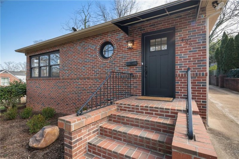 Property image 2 at 426 5th Street, Hickory, NC 28601