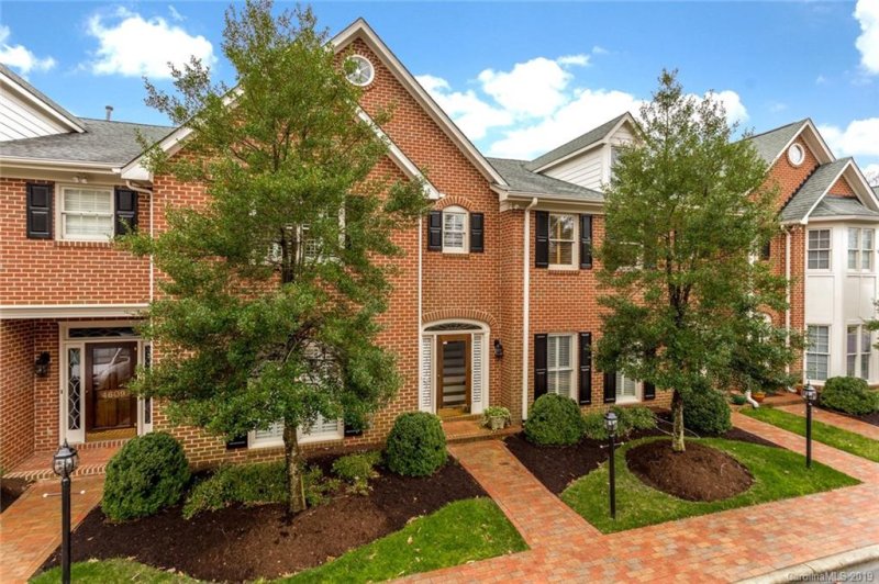 Property image 3 at 4611 Curraghmore Road, Charlotte, NC 28210