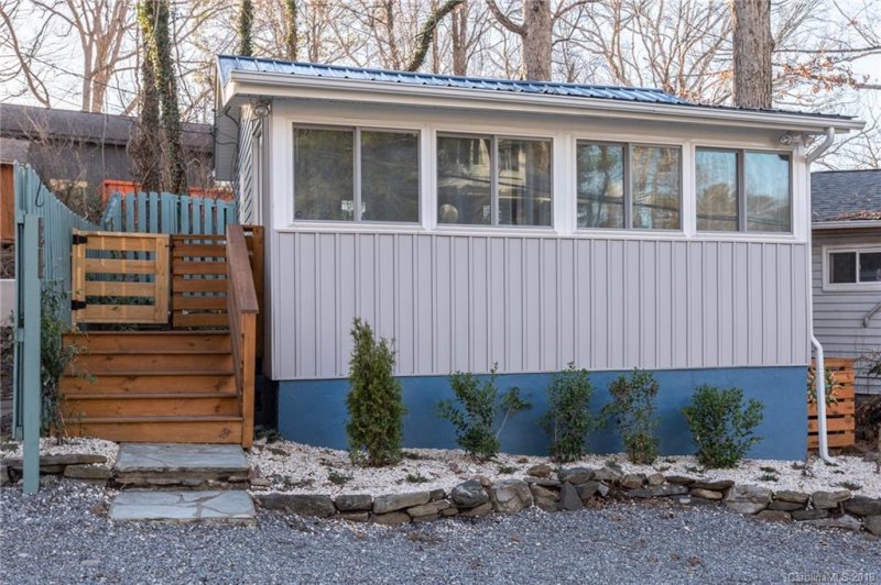 24 Rhododendron Drive