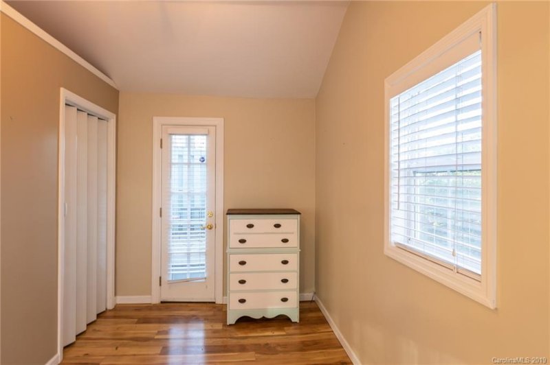 Property image 5 at 24 Rhododendron Drive, Asheville, NC 28805