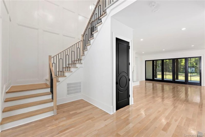 Property image 2 at 4610 Sharon View Road, Charlotte, NC 28226