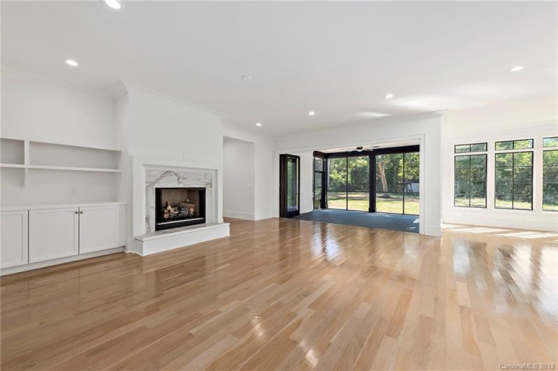 Property image 3 at 4610 Sharon View Road, Charlotte, NC 28226