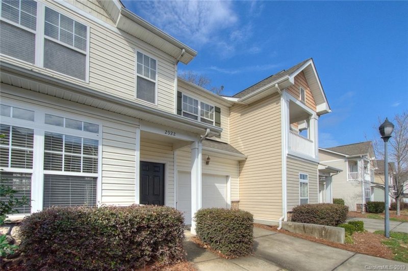 Property image 2 at 2922 White Willow Road, Charlotte, NC 28273