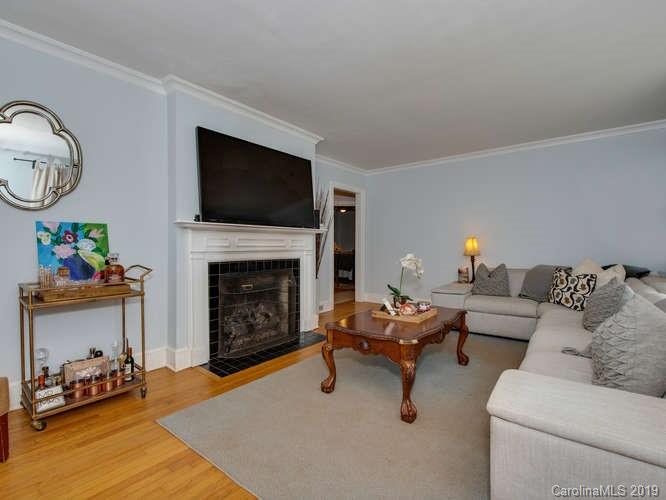 Property image 4 at 935 Scaleybark Road, Charlotte, NC 28209