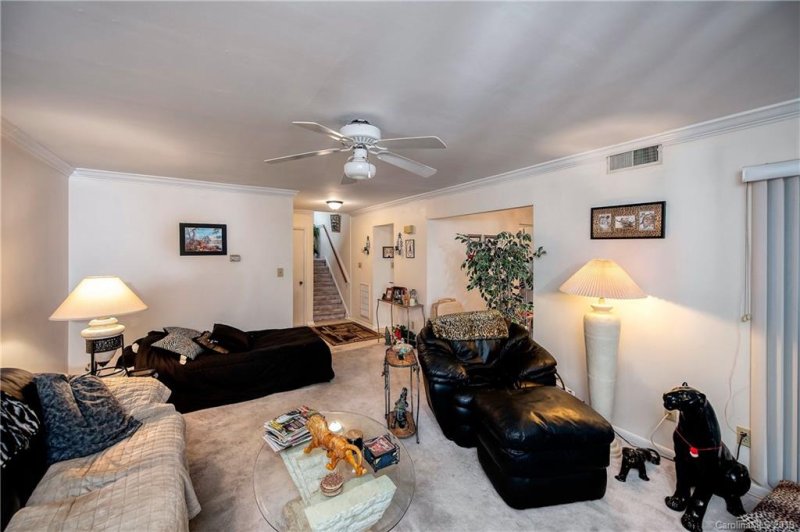 Property image 3 at 7836 Hummingbird Lane, Charlotte, NC 28212