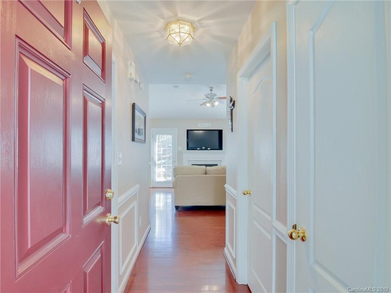 Property image 3 at 224 Woodlynn Drive, Charlotte, NC 28214