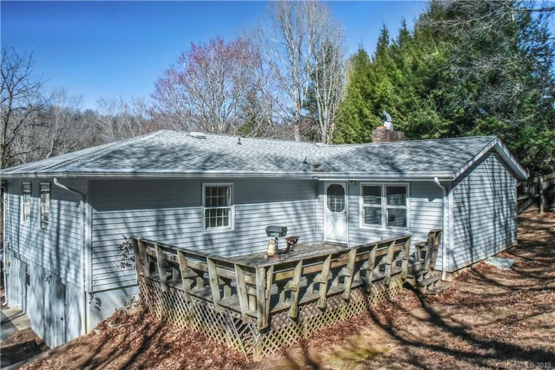 Property image 3 at 12 Chunns View Drive, Asheville, NC 28805