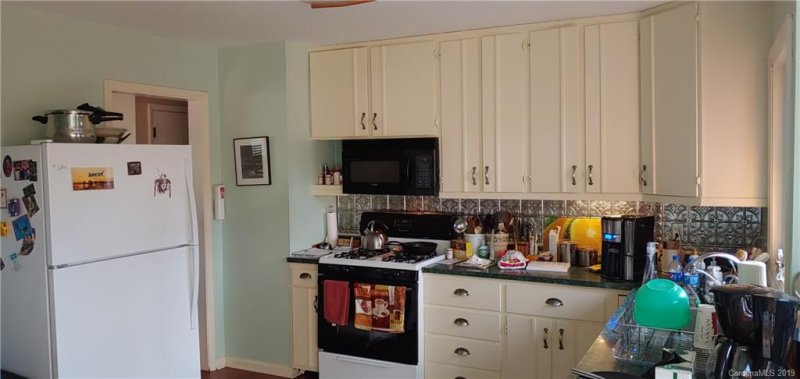 Property image 5 at 105 Happy Lane, Swannanoa, NC 28778