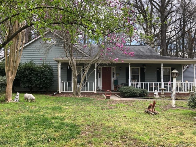 5415 Donnefield Drive