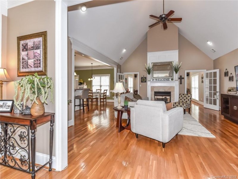 Property image 5 at 824 Savile Lane, Fort Mill, SC 29715