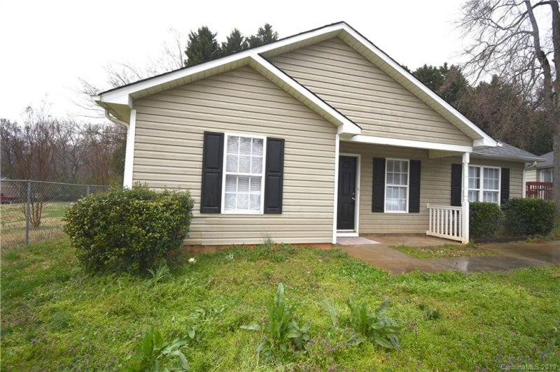 Property image 2 at 8912 Moores Chapel Road, Charlotte, NC 28214