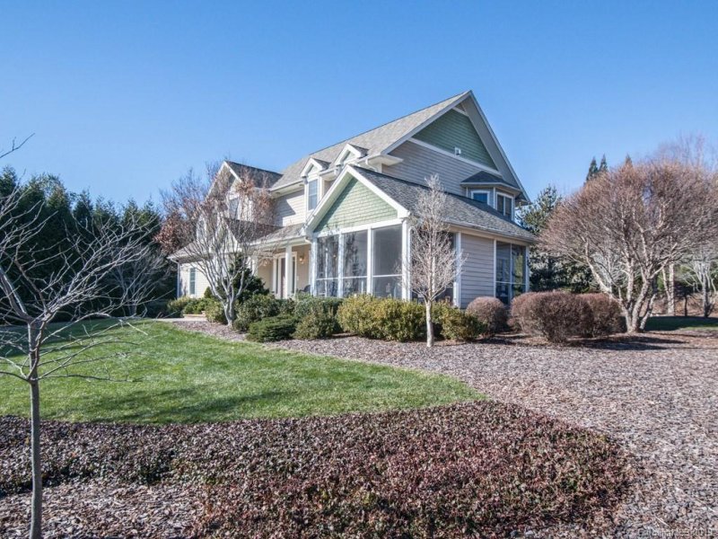 Property image 2 at 243 South Plains Drive, Asheville, NC 28803