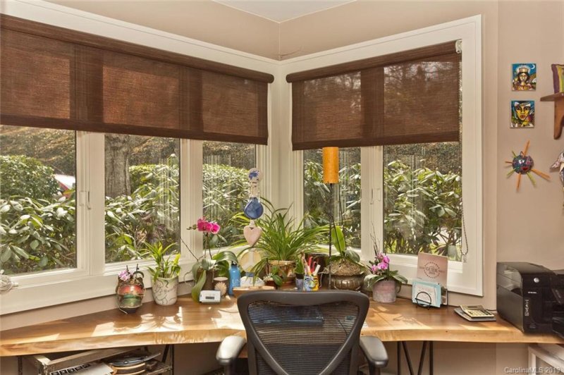 Property image 3 at 1302 Timber Trail, Asheville, NC 28804