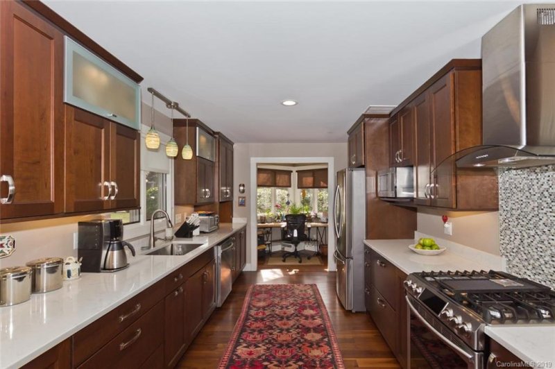 Property image 4 at 1302 Timber Trail, Asheville, NC 28804