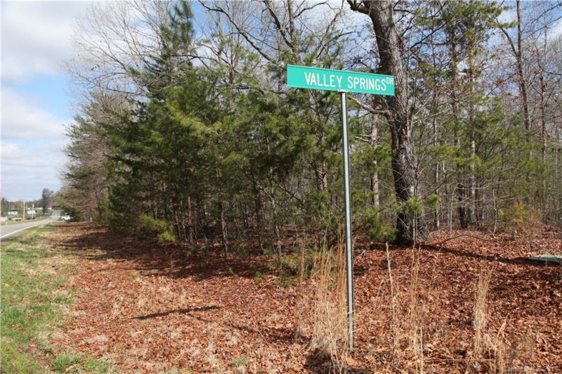 Property image 3 at 626 Tabor Road, Olin, NC 28660