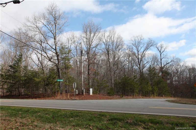 Property image 5 at 626 Tabor Road, Olin, NC 28660