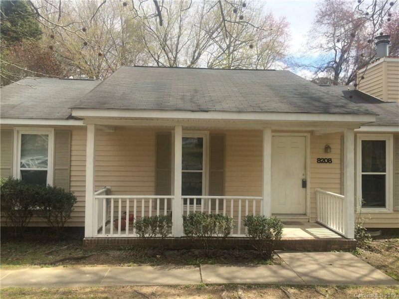 Property image 2 at 8208 Terra Linda Lane, Charlotte, NC 28215