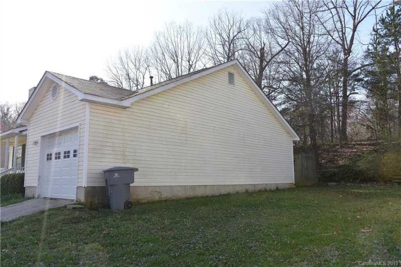 Property image 4 at 8421 Quarry Road, Charlotte, NC 28212