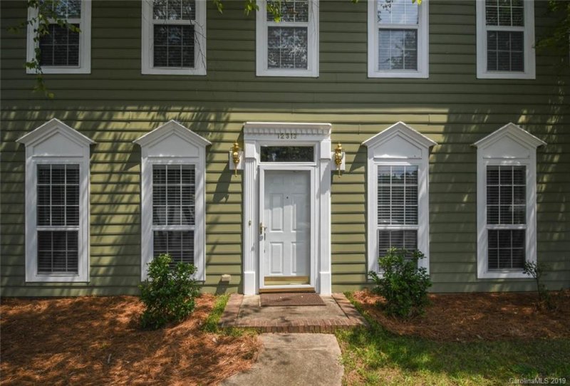 Property image 2 at 12313 Landing Green Drive, Charlotte, NC 28277