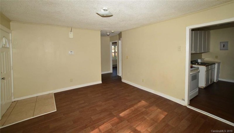 Property image 2 at 2852 Willow Street, Charlotte, NC 28208