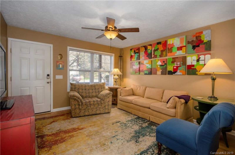 Property image 3 at 209 Pembrook Road, Swannanoa, NC 28778