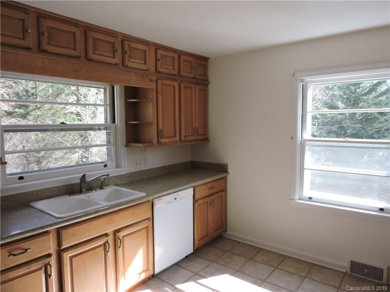 Property image 5 at 35 N Griffing Boulevard, Asheville, NC 28804