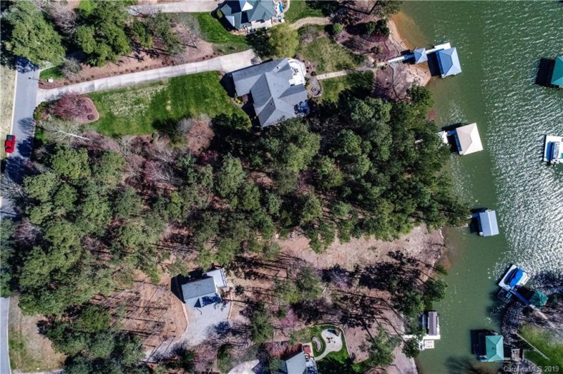 Property image 3 at 2564 Penngate Drive, Sherrills Ford, NC 28673