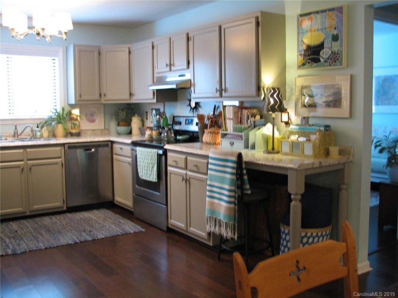 Property image 3 at 51 Lake Drive, Laurel Park, NC 28739