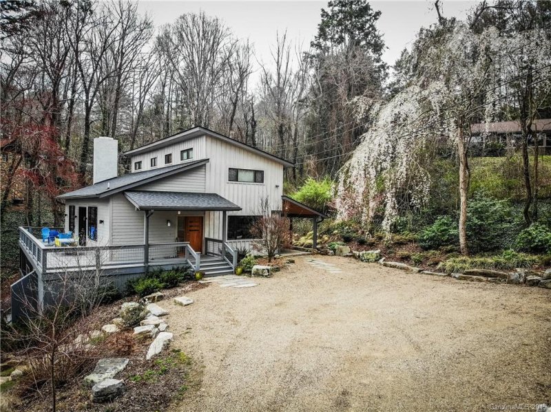 Property image 2 at 13 Pine Tree Road, Asheville, NC 28804