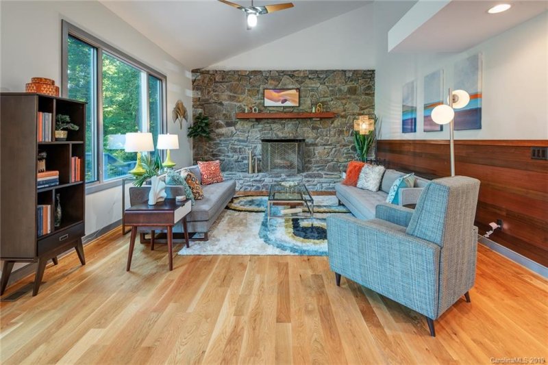 Property image 4 at 13 Pine Tree Road, Asheville, NC 28804