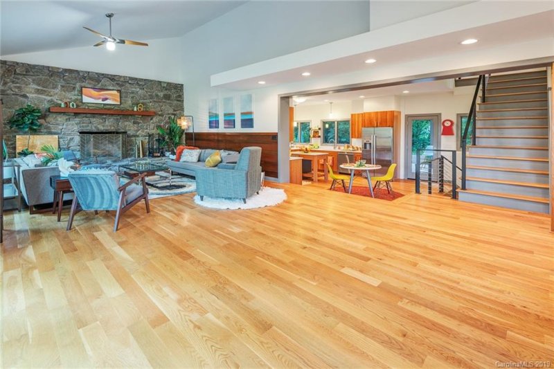 Property image 5 at 13 Pine Tree Road, Asheville, NC 28804