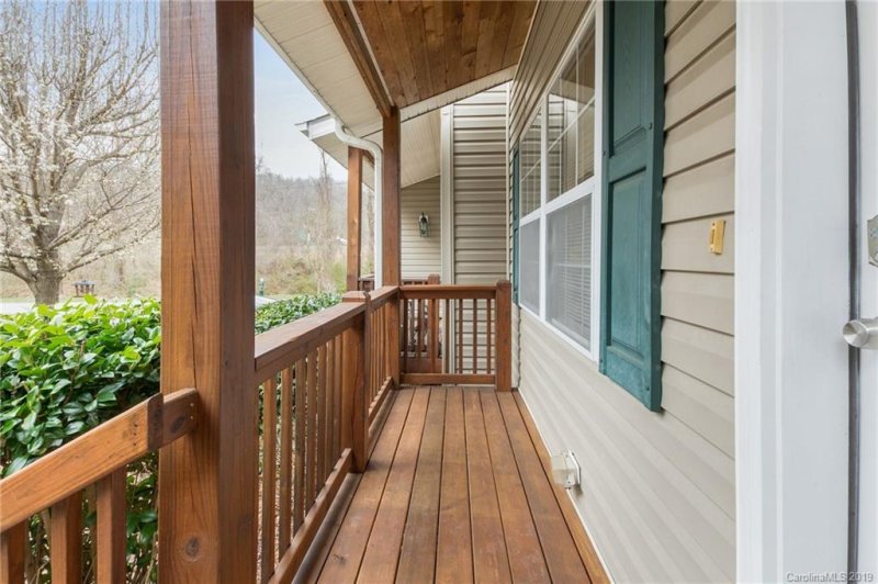 Property image 2 at 202 Pembrook Road, Swannanoa, NC 28778