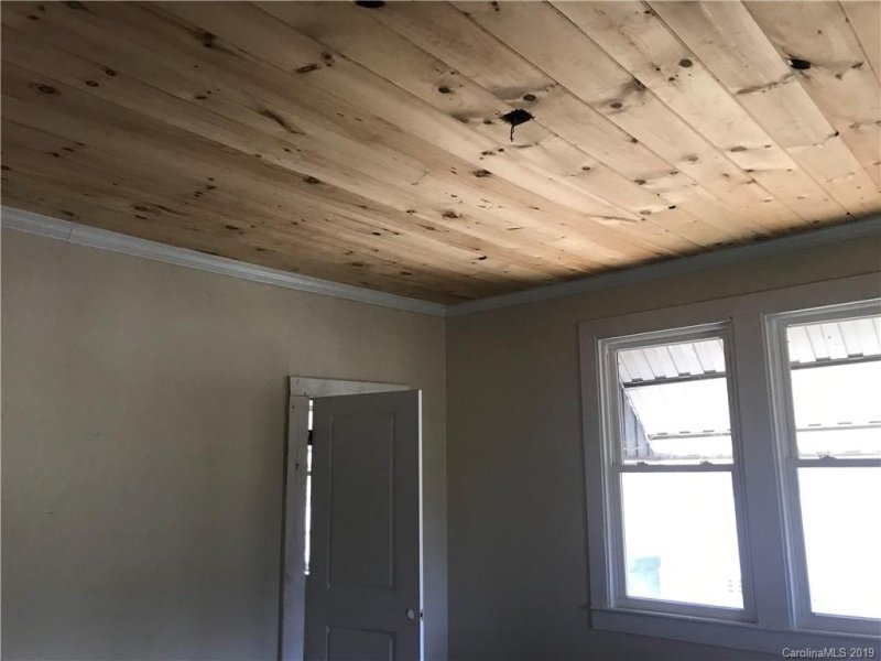 Property image 2 at 407 N Lincoln Street, High Shoals, NC 28077