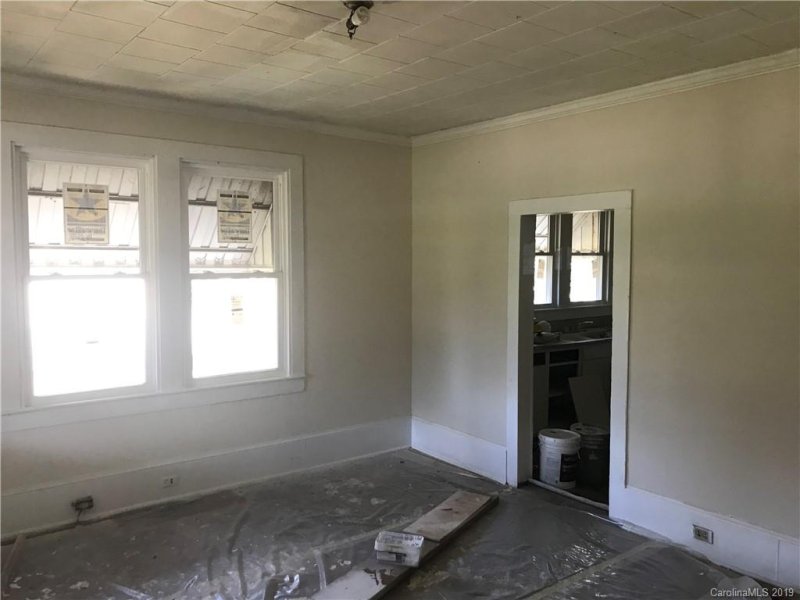 Property image 3 at 407 N Lincoln Street, High Shoals, NC 28077