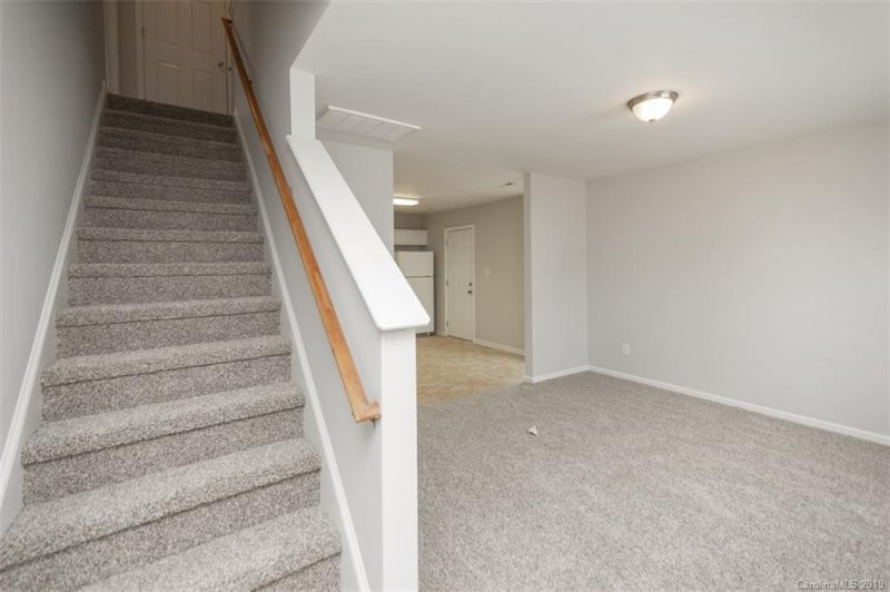 Property image 5 at 3546 Crestridge Drive, Charlotte, NC 28217