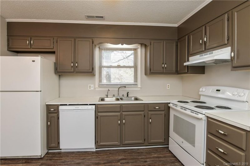 Property image 3 at 158 Danbury Lane, Statesville, NC 28625