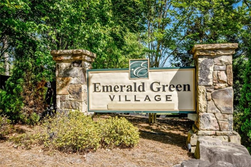 Property image 2 at 162 Aztec Circle, Mooresville, NC 28117