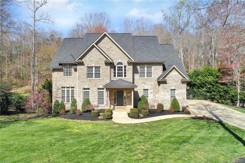 Property image 3 at 821 Savile Lane, Fort Mill, SC 29715