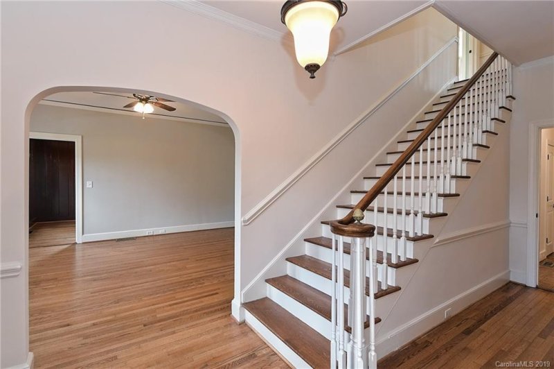 Property image 5 at 3106 Providence Road, Charlotte, NC 28211