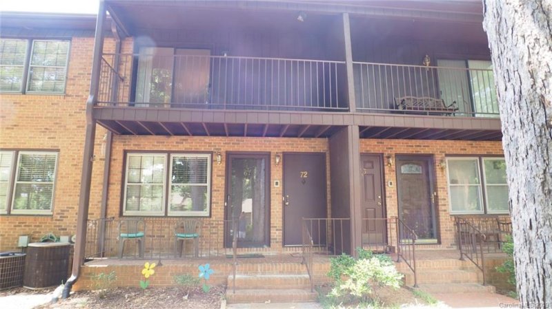 855 Nottingham Drive