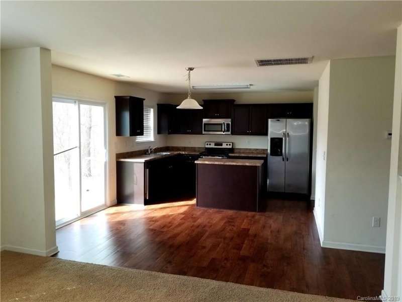 Property image 4 at 5311 Oakdale Ridge Road, Charlotte, NC 28216