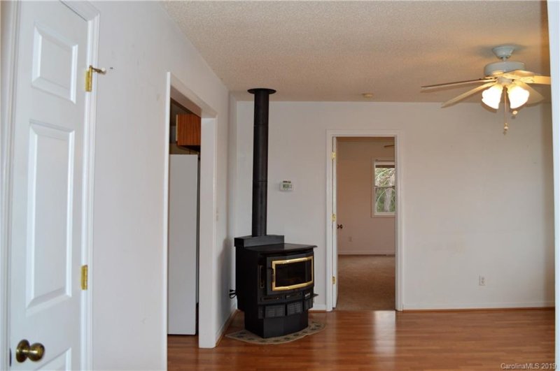 Property image 4 at 384 Hunters Ridge Drive, Mills River, NC 28759