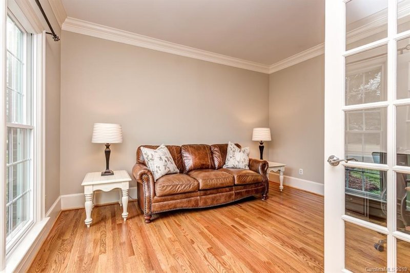 Property image 4 at 6618 Shaftesbury Road, Charlotte, NC 28270