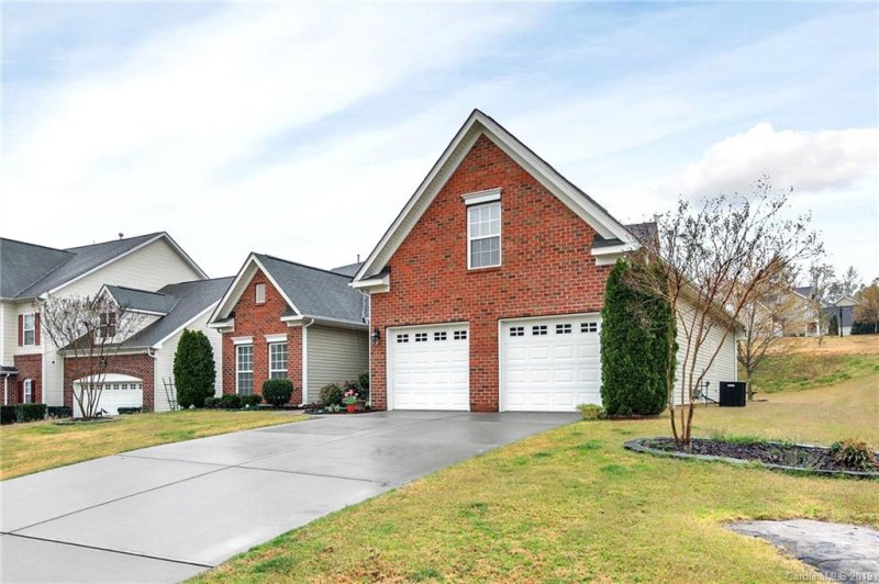 Property image 3 at 716 Ravenglass Drive, Fort Mill, SC 29715