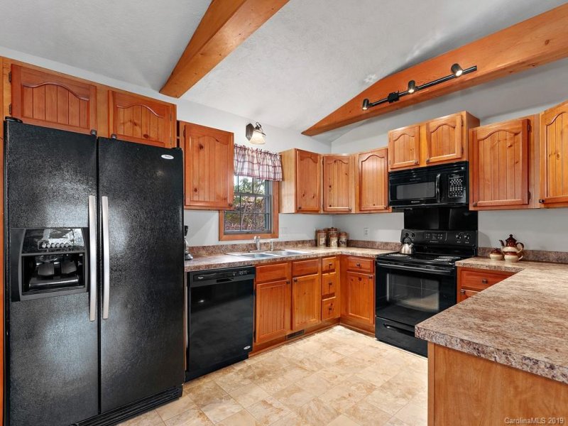 Property image 4 at 76 Creekside Drive, Maggie Valley, NC 28751