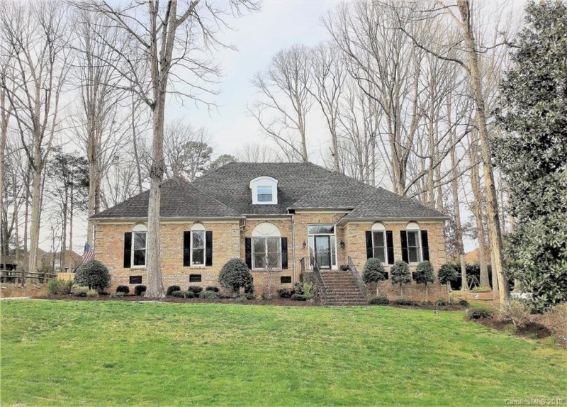 4316 Rosecliff Drive